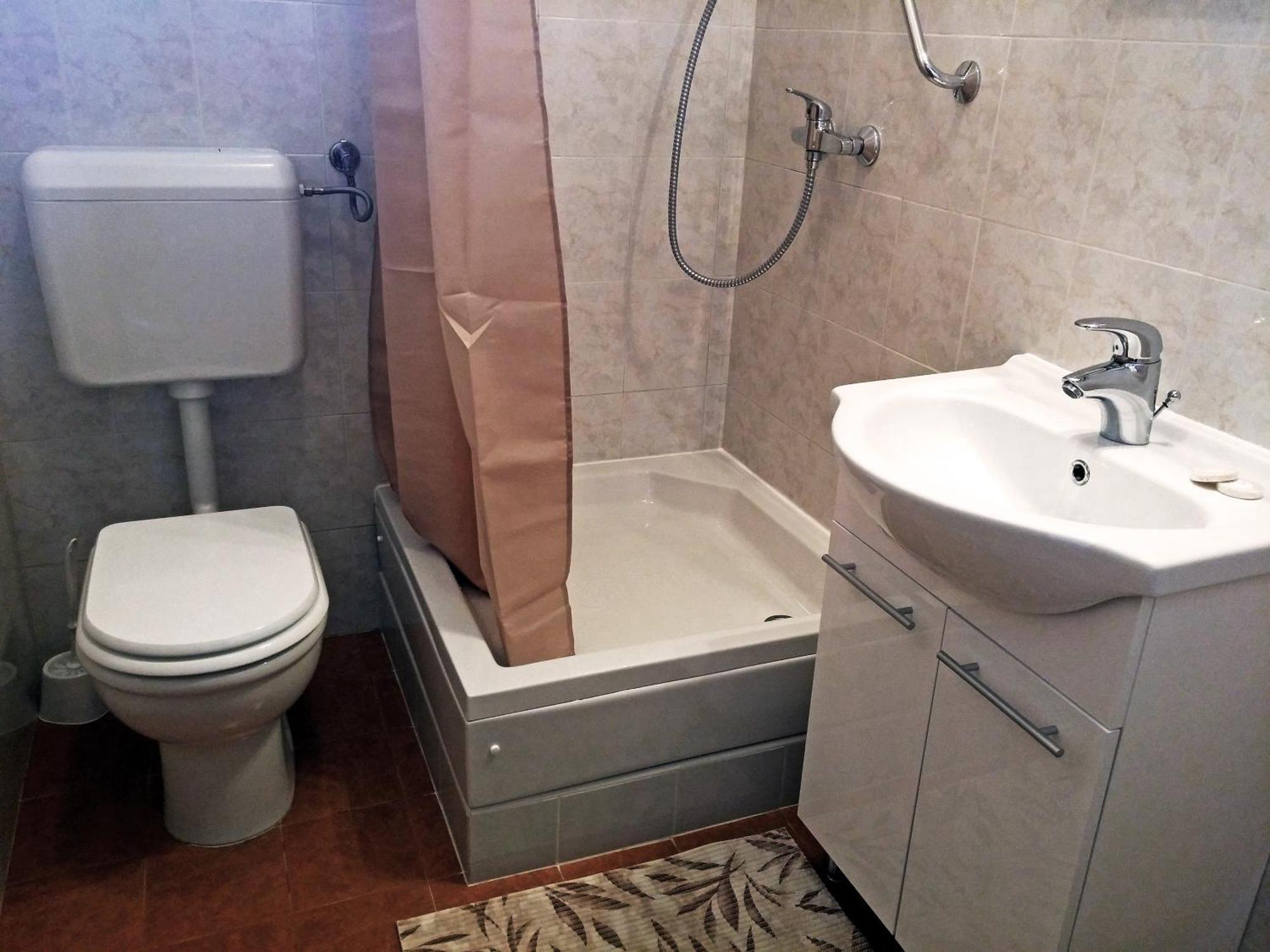 Apartments And Rooms Saric Jadrija Room photo