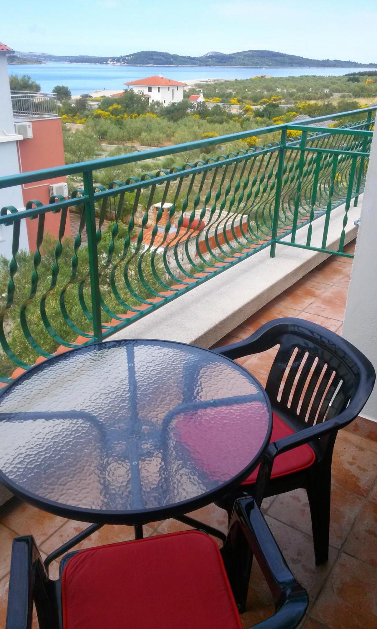 Apartments And Rooms Saric Jadrija Room photo