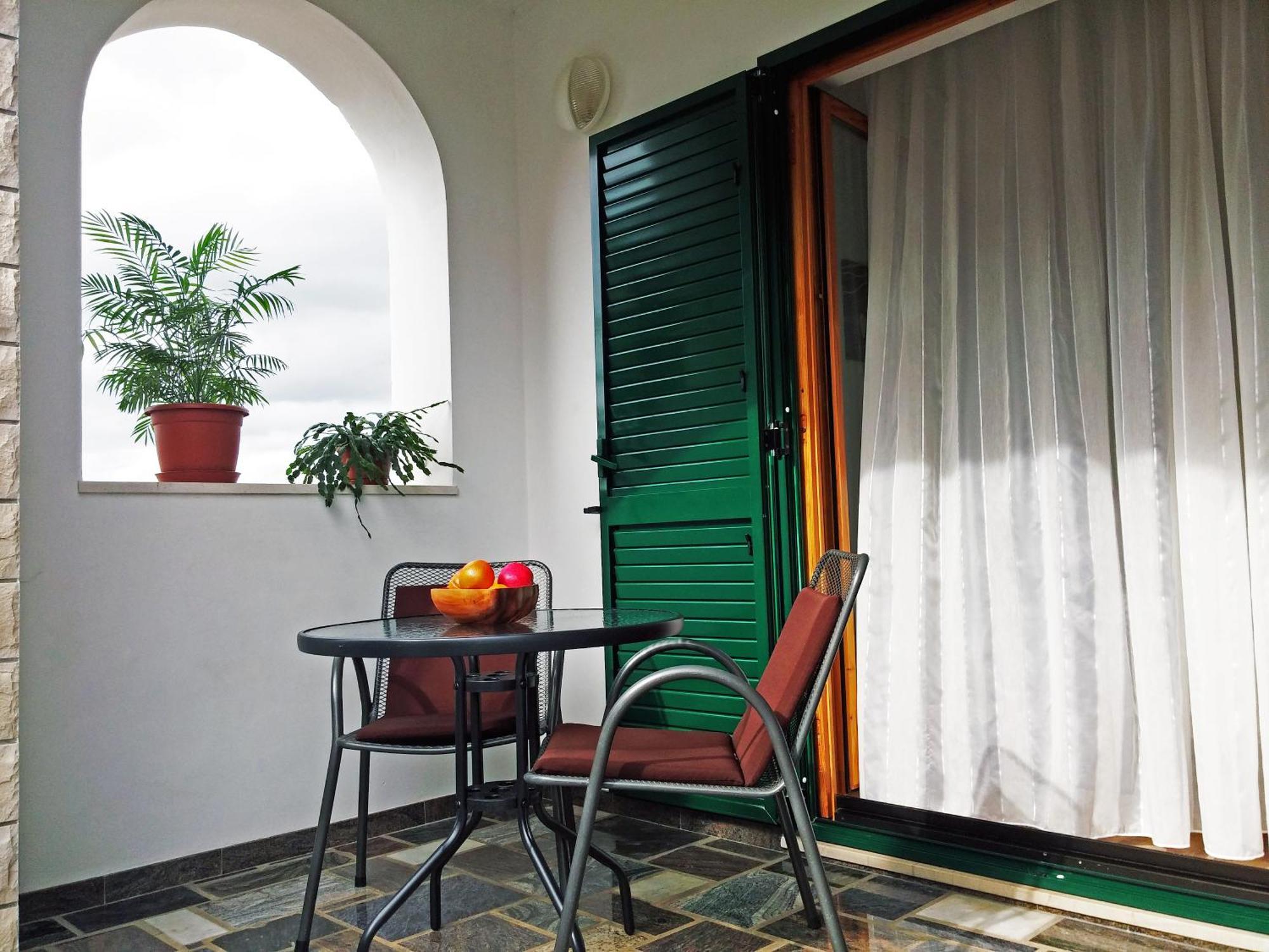 Apartments And Rooms Saric Jadrija Room photo
