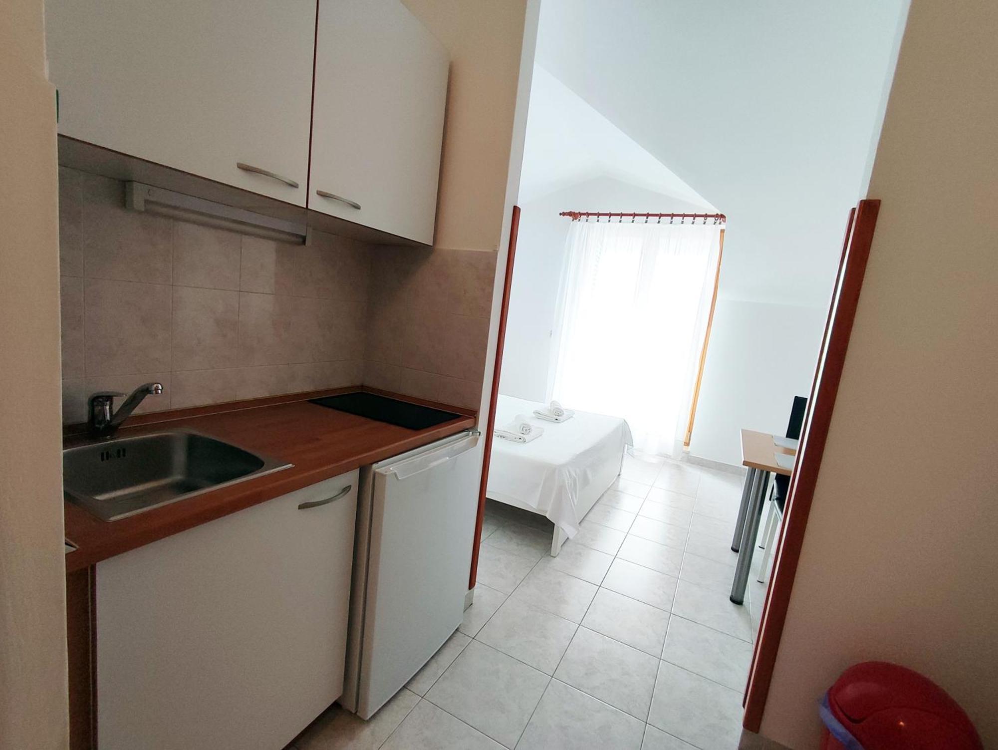 Apartments And Rooms Saric Jadrija Exterior photo