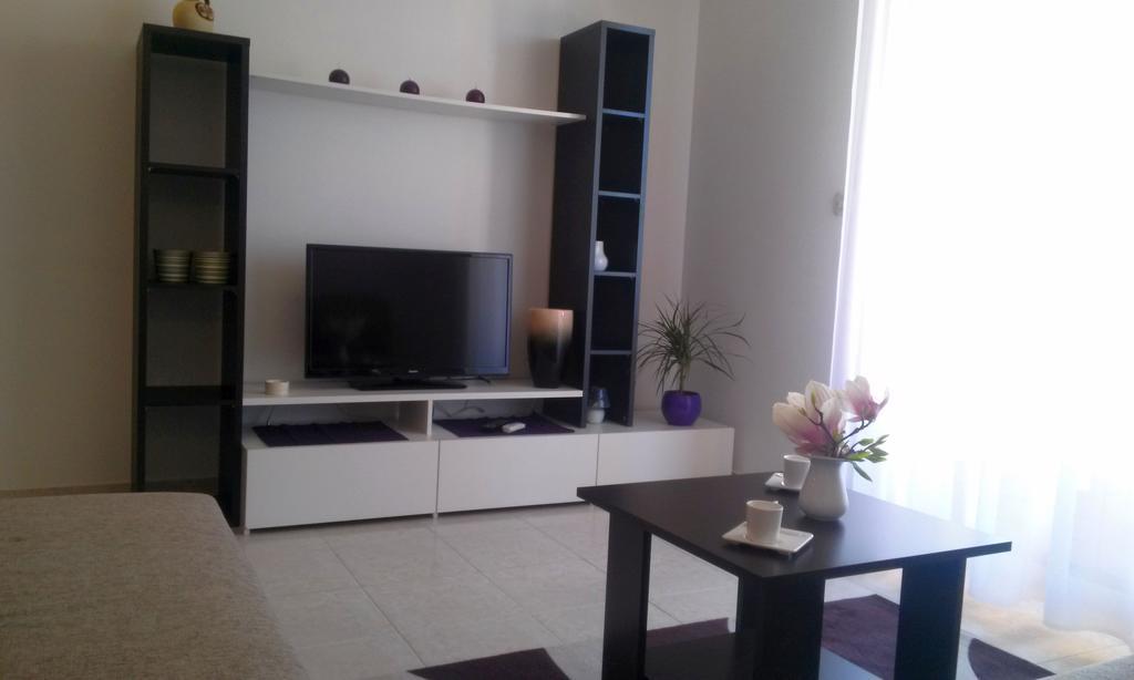 Apartments And Rooms Saric Jadrija Room photo